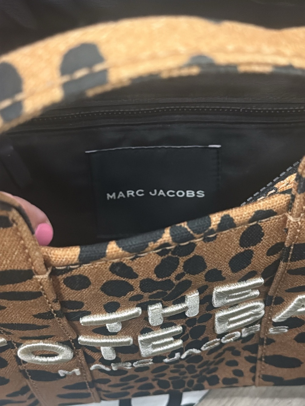 Marc Jacobs the tote bag Leopard / Cheeta Print Tote bag - Picture 4 of 6